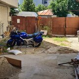 Eminescu, curte comuna, 2 cam.+anexa 1 cam parter, subsol, pod, loc parcare